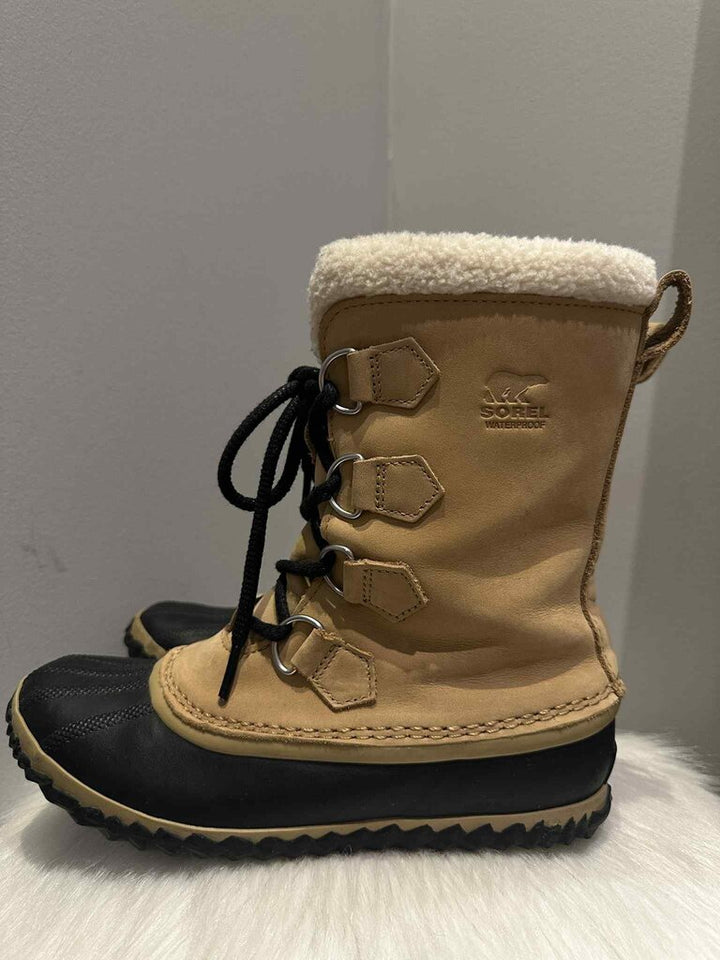 Sorel Caribou Slim Boots - Size 8