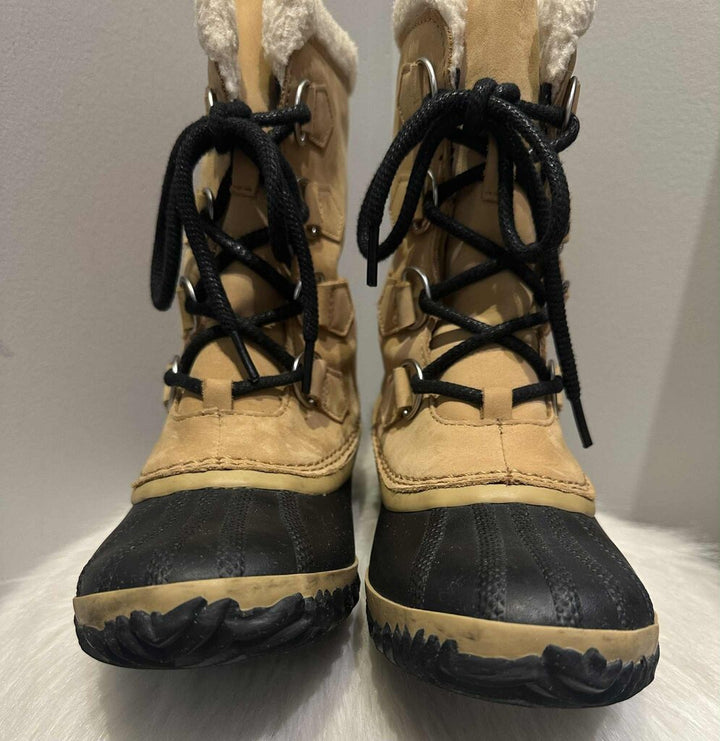 Sorel Caribou Slim Boots - Size 8