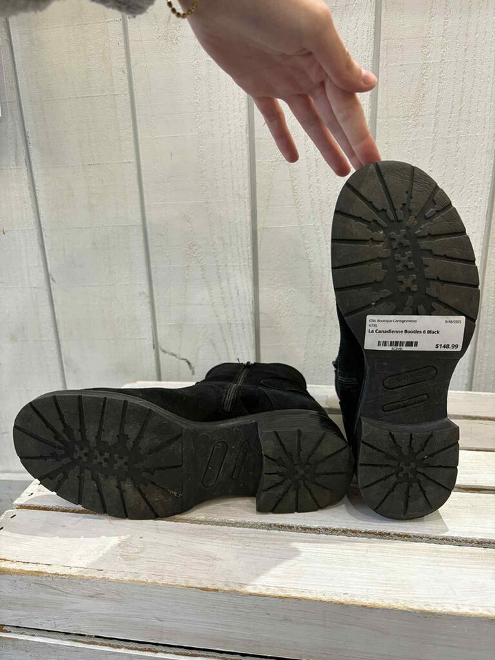 La Canadienne Gavan Suede Buckle Booties - Size 6