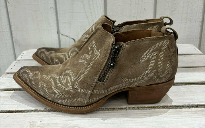 Frye Sacha Primrose Shooties Embroidered Ankle Boots - Size 8