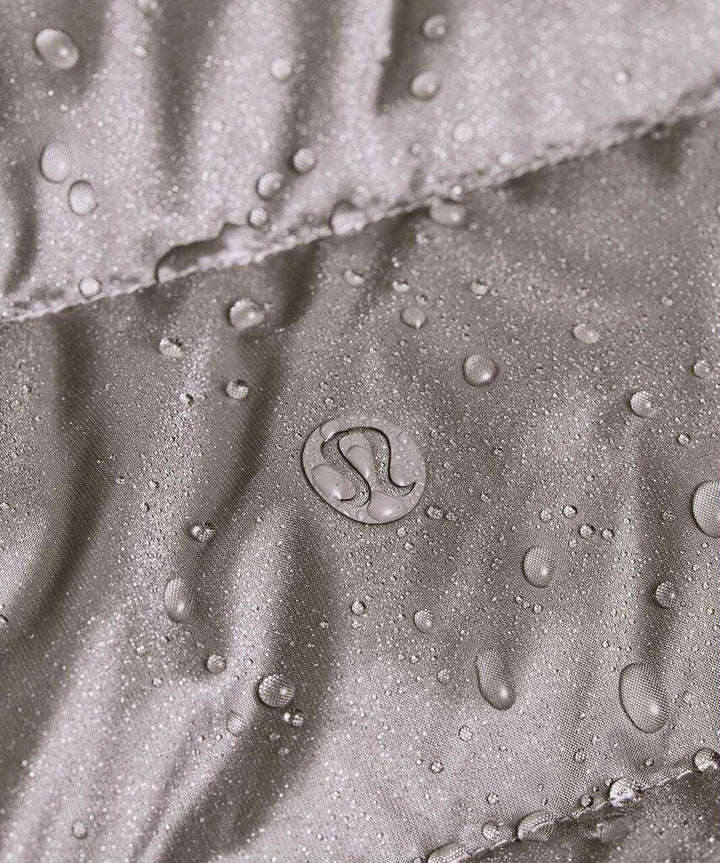 Lululemon Brave The Cold Jacket in Dark Chrome - Size 4