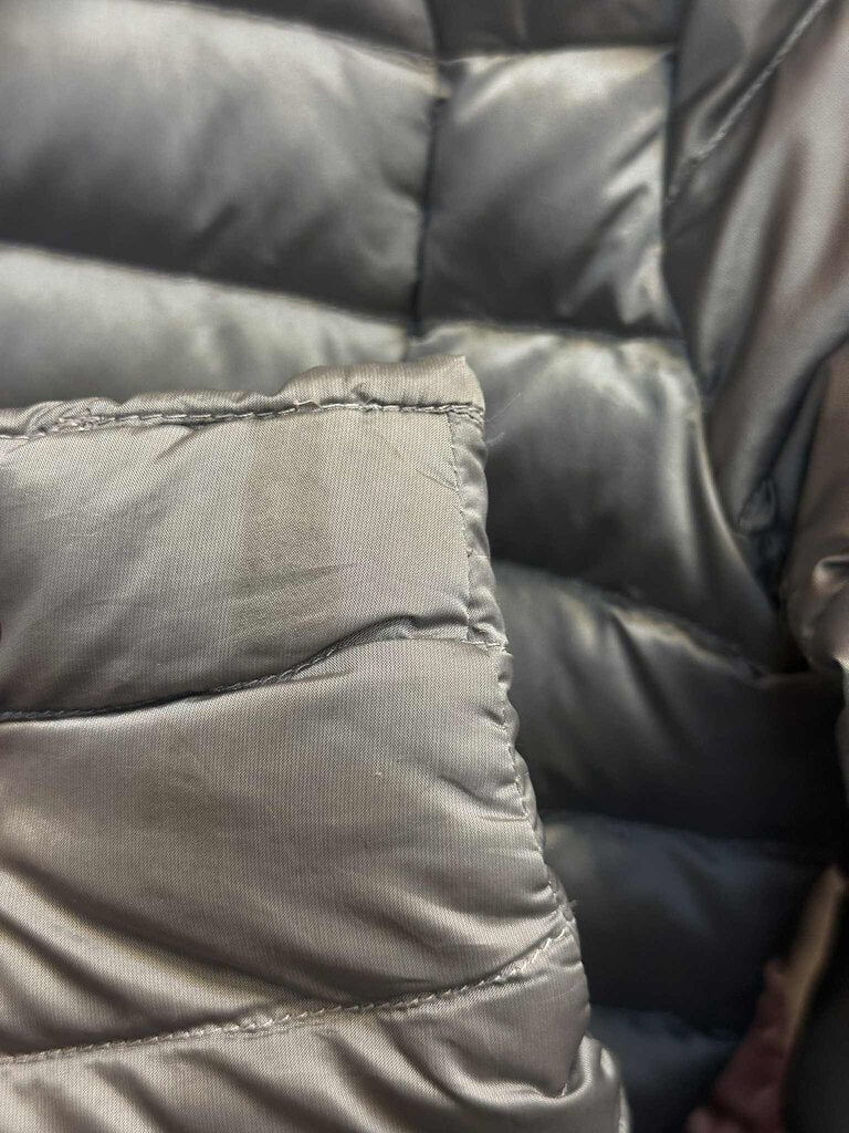 Lululemon Brave The Cold Jacket in Dark Chrome - Size 4