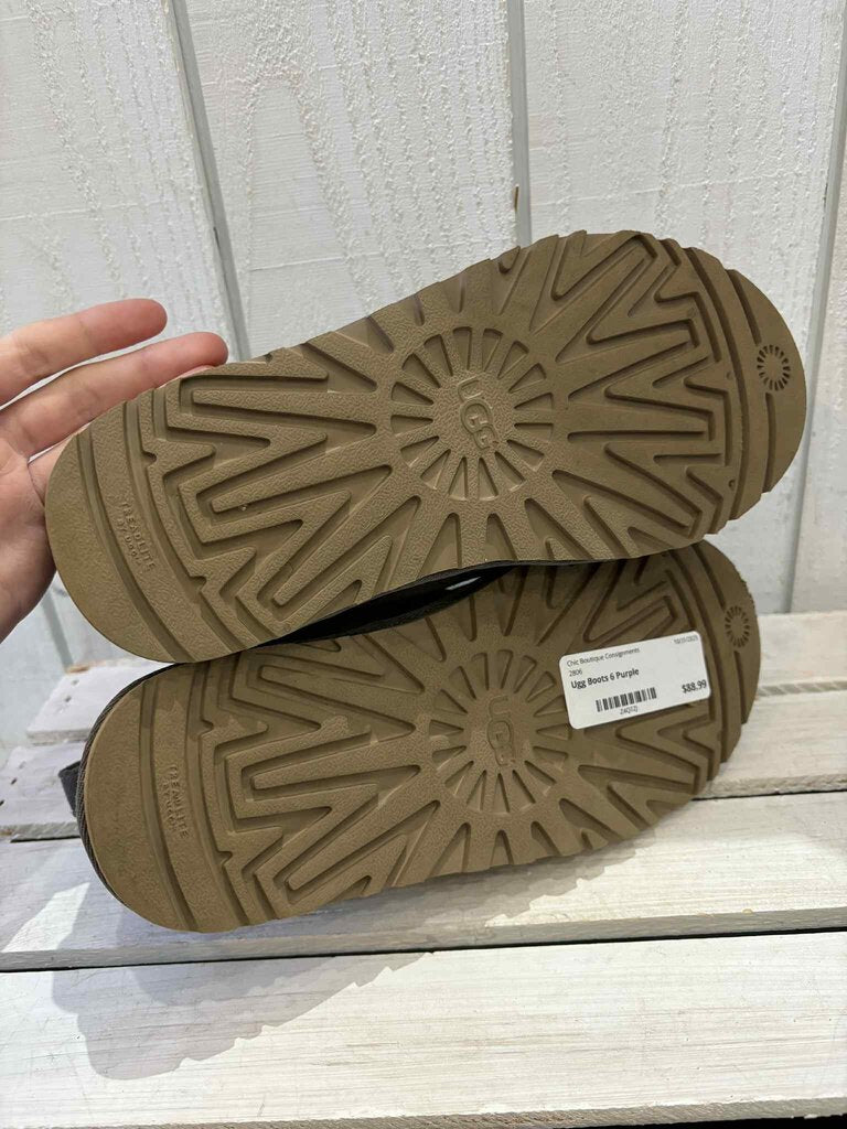 Ugg Neumel Chukka Boots - Size 6