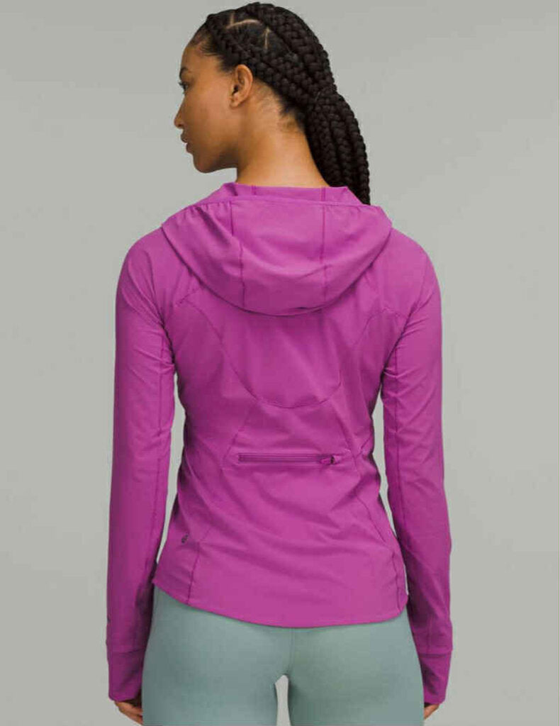 Lululemon Mist Over Windbreaker in Vivid Plum (Retails $128) - Size 8