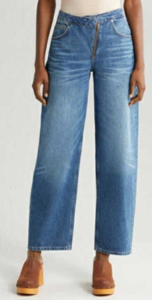 Frame Angled Zip Barrel Zip in Pearl District - Size 27 (Retails for $298)