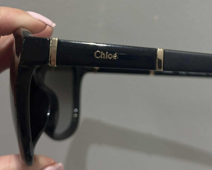 Chloe CE668SA Sunnies w/ Case