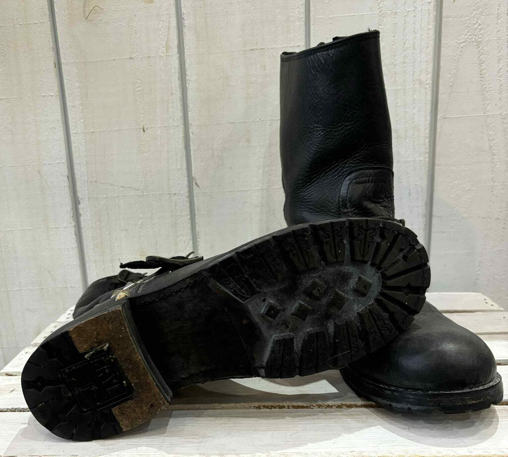 Frye Men's Rogan Stud Engineer Boots - Men's Size 7.5/Women's Size 9