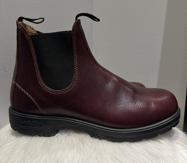 Blundstone Chelsea Boots - Size AU 8.5