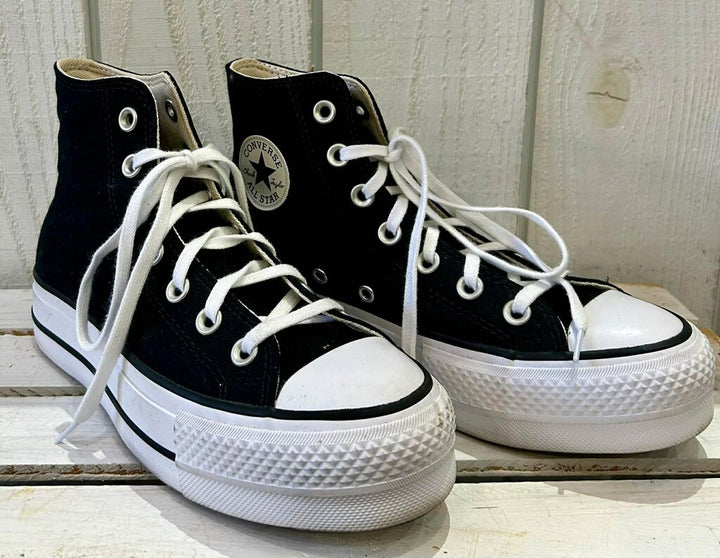 Converse Chuck Taylor All Star Lift Platform Canvas - Size 6