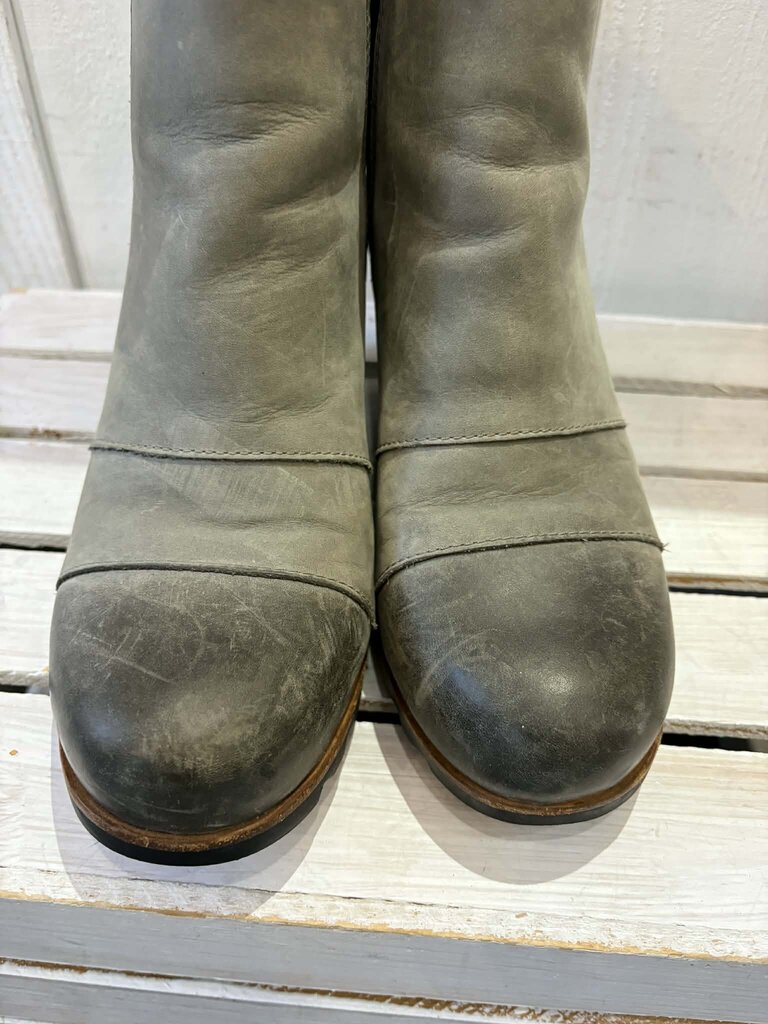 Sorel Lea Wedge Chelsea Boots - Size 10
