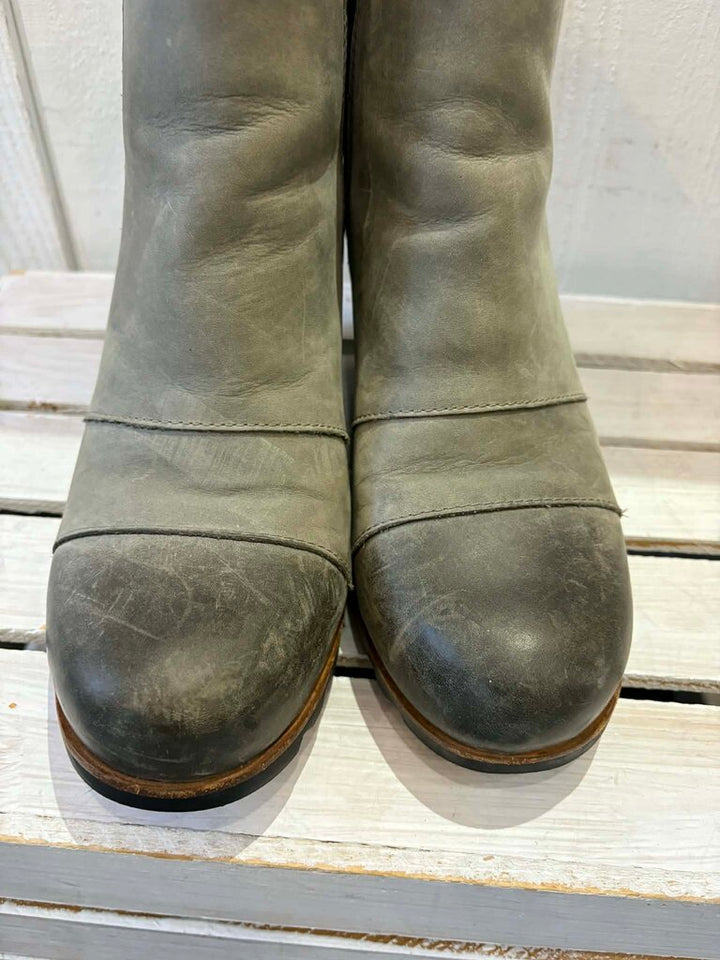 Sorel Lea Wedge Chelsea Boots - Size 10