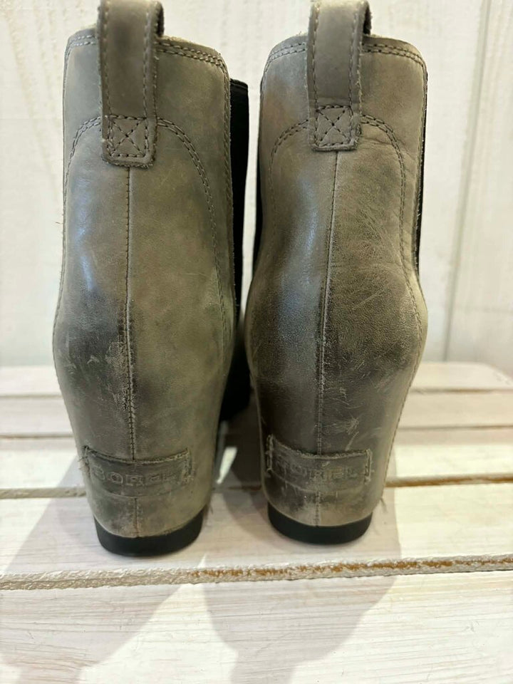 Sorel Lea Wedge Chelsea Boots - Size 10