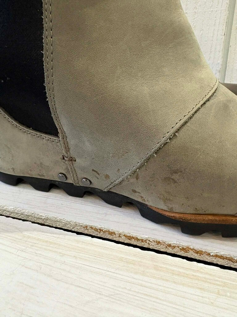 Sorel Lea Wedge Chelsea Boots - Size 10