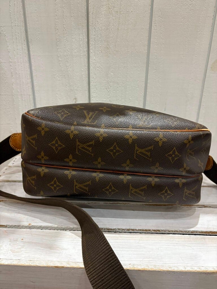 Louis Vuitton Monogram Reporter PM
