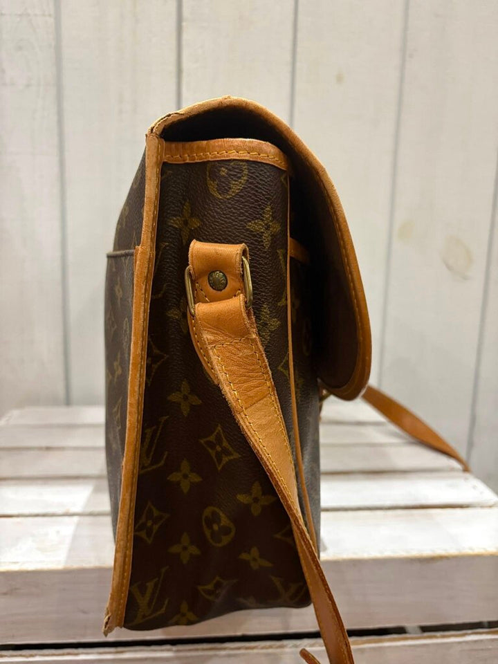Louis Vuitton Monogram Sac Gibeciere