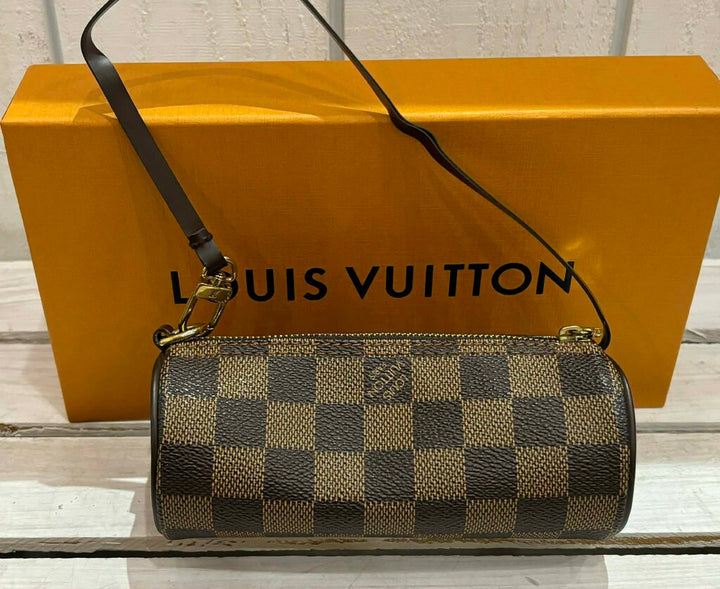 Louis Vuitton Damier Ebene Pouchette
