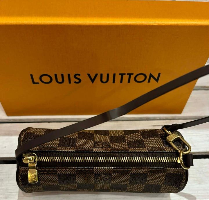 Louis Vuitton Damier Ebene Pouchette