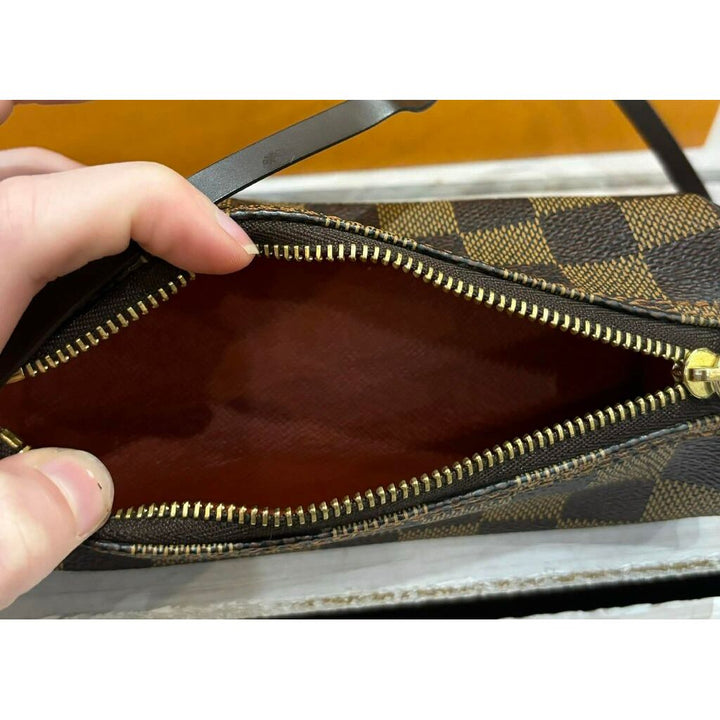 Louis Vuitton Damier Ebene Pouchette