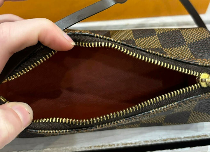 Louis Vuitton Damier Ebene Pouchette