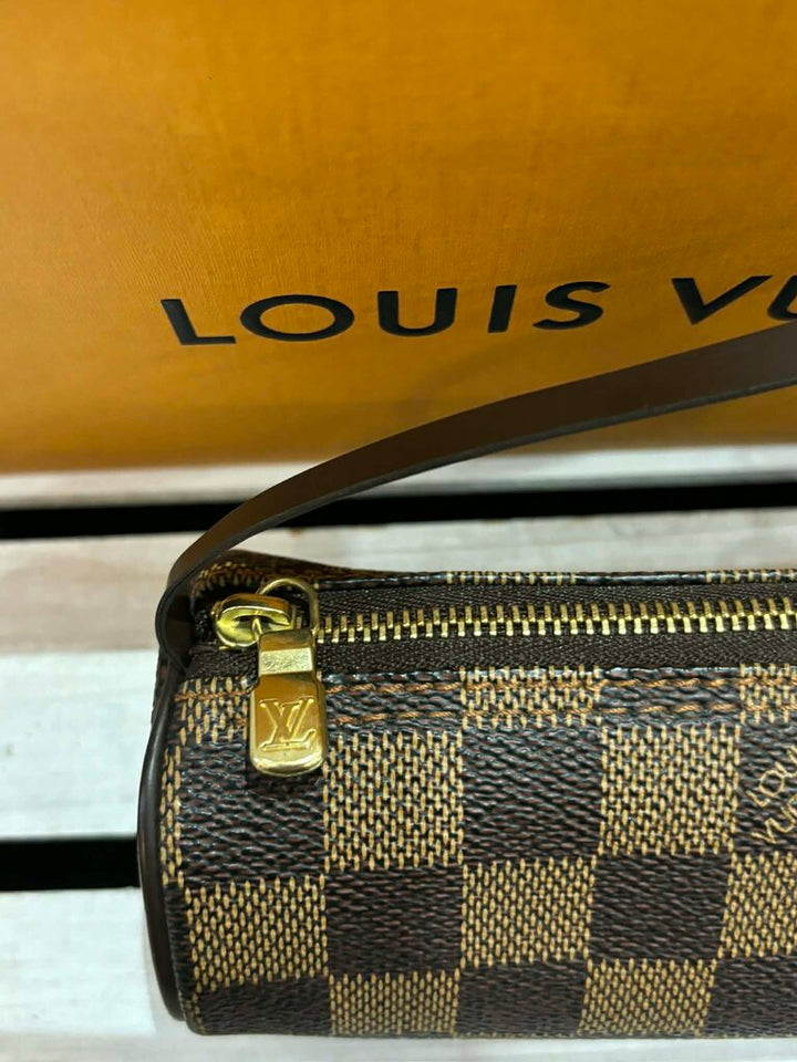 Louis Vuitton Damier Ebene Pouchette