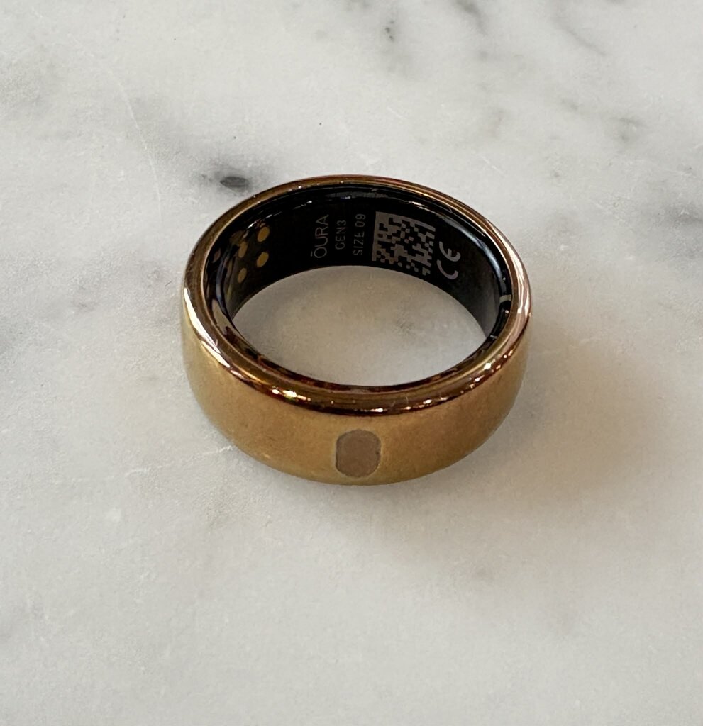 Oura Gen3 Horizon Ring in Rose Gold (Retails for $449) - Size 9