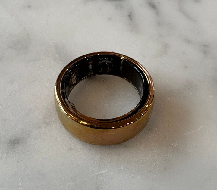 Oura Gen3 Horizon Ring in Rose Gold (Retails for $449) - Size 9