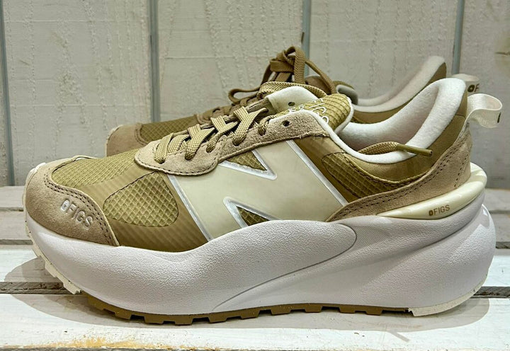 FIGS | New Balance 3447 Sneakers - Size 7