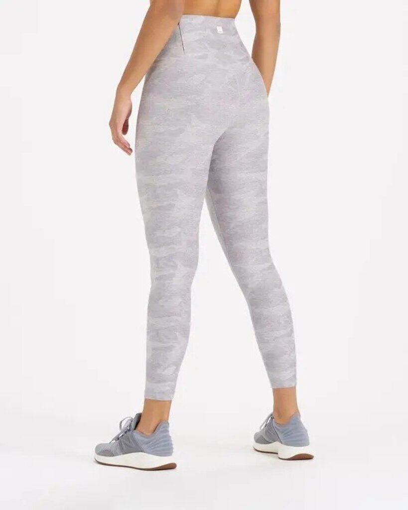 Vuori Clean Elevation Legging in the Pale Heather Camo - Size Small
