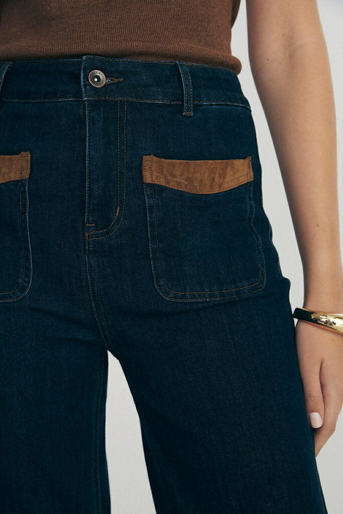 Tristan Jeans With Faux Suede Details - Size 6 (Retails $125)