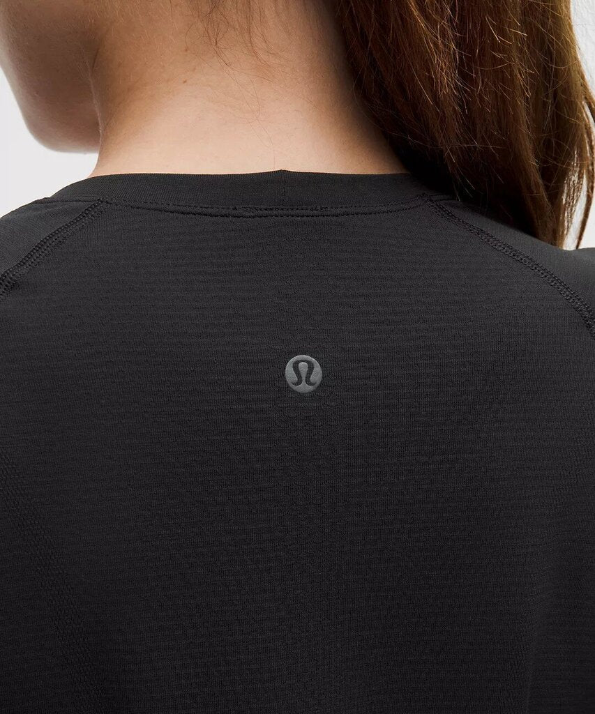 Swiftly Tech Long-Sleeve Shirt 2.0 Hip Length - Size 8