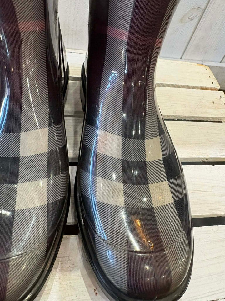 Burberry Nova Check Rubber Rain Boots - Size 38