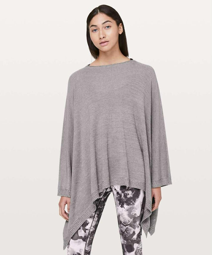 Lululemon Divinity Scarf in Lunar Rock / Iced Iris - One Size