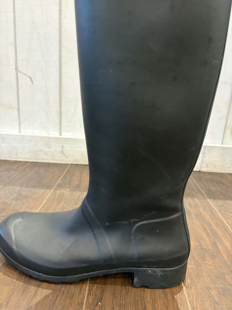 Hunter Original Tall Rain Boots - Size 10