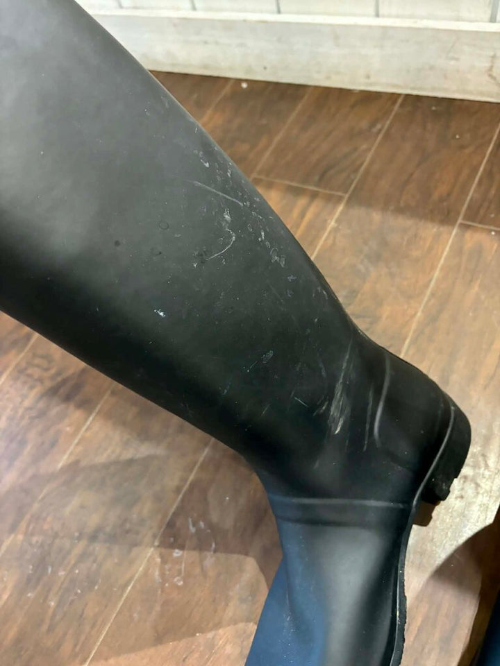 Hunter Original Tall Rain Boots - Size 10