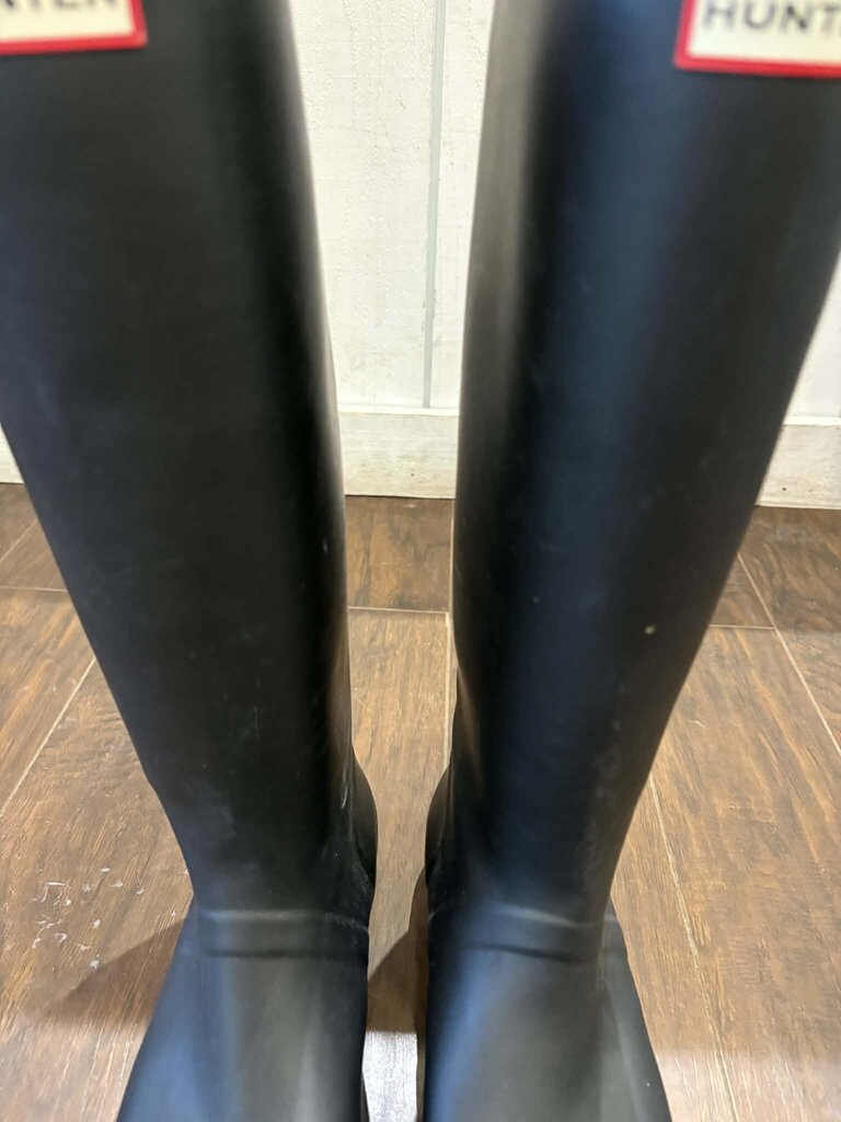 Hunter Original Tall Rain Boots - Size 10