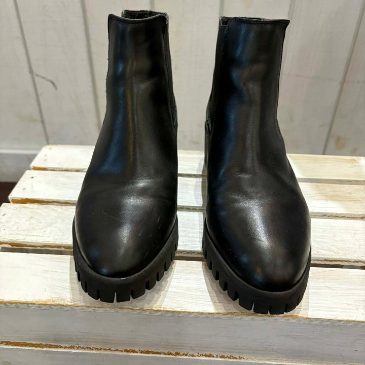 Lamica Leather Chelsea Boots - Size 39