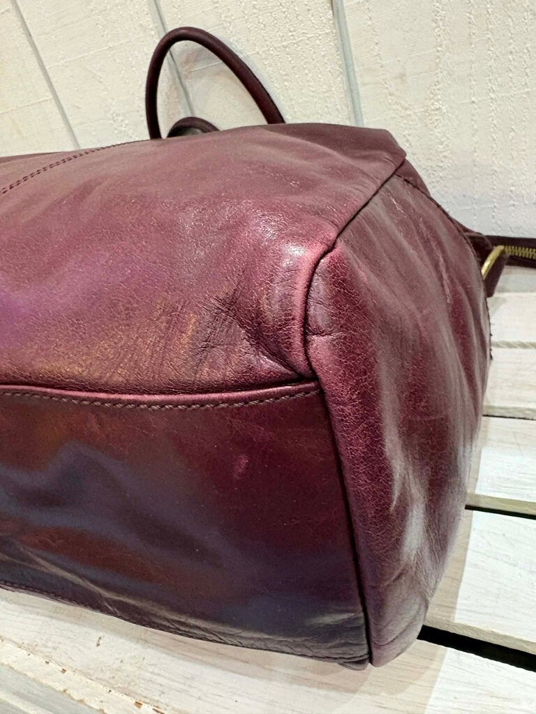 Hobo Sheila Satchel in Burgundy