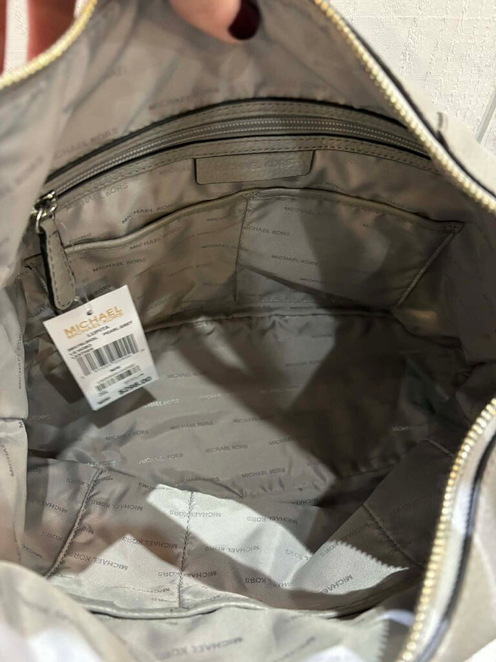 Michael Kors NWT Lupita Large Hobo Bag (Retails for $298)