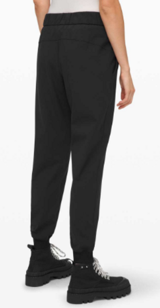 Lululemon On the Fly Jogger *Luxtreme In Black - Size 4 (Retails For $118)