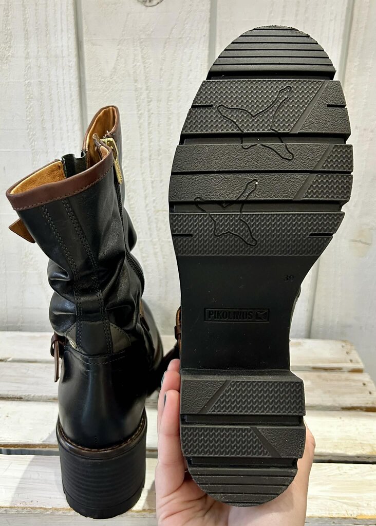 Pikolinos Soria Bikers Leather Boots (Retails for $250) - Size 39