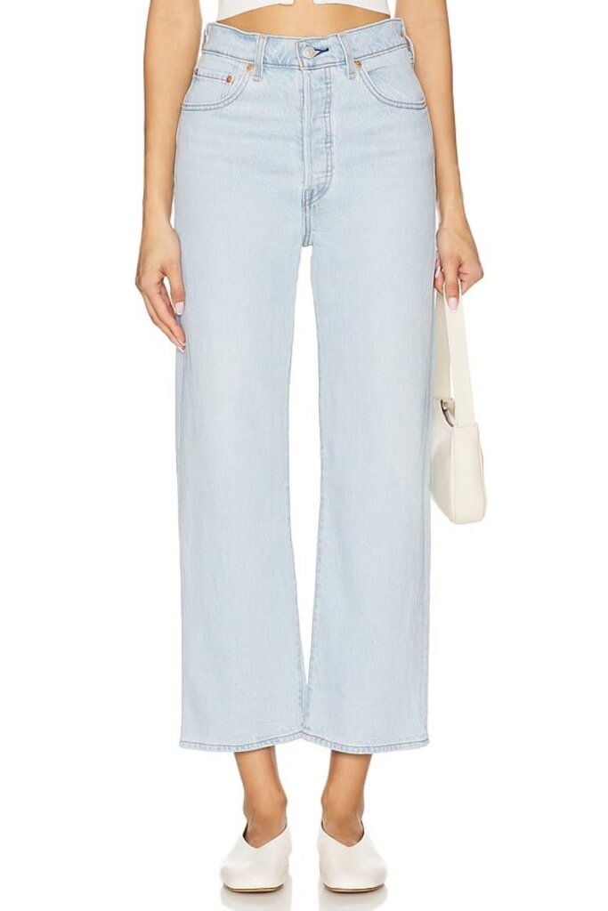 Levis Ribcage Straight Ankle Jeans in Wow Me Over - Size 25(Retails $98)