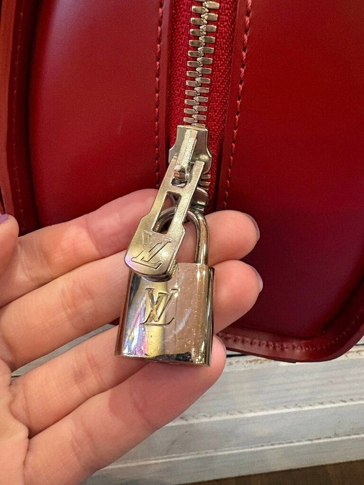 Louis Vuitton Epi Leather Pont Neuf