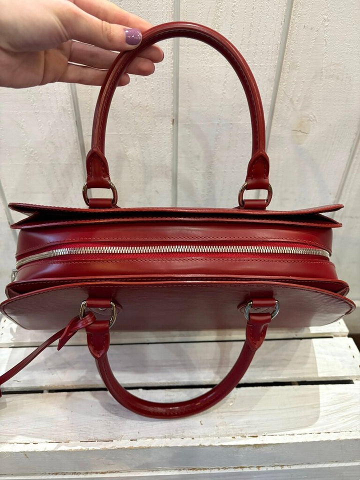 Louis Vuitton Epi Leather Pont Neuf