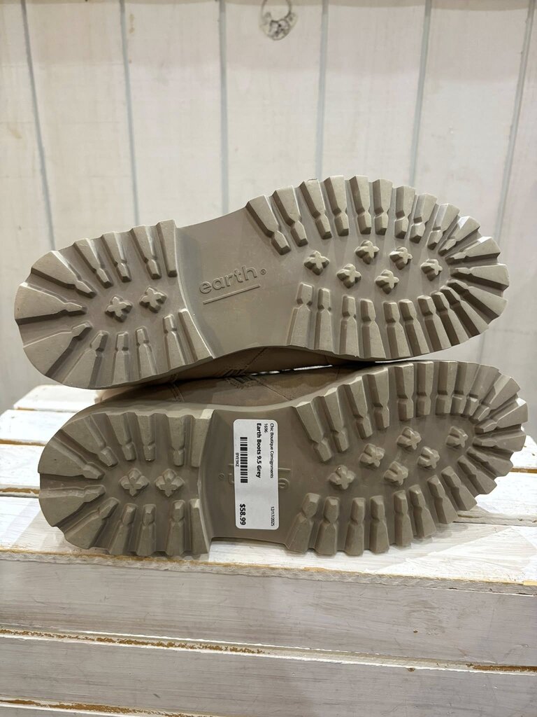 Earth Origins The Glacier Winter Boots - Size 9.5