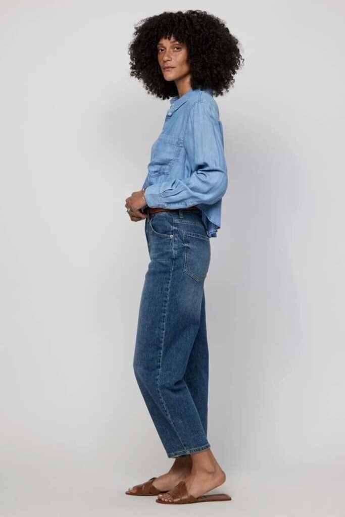 Oliver Logan Harlow High-Rise Barrel Leg Jean (Retails for $120) - Size 30