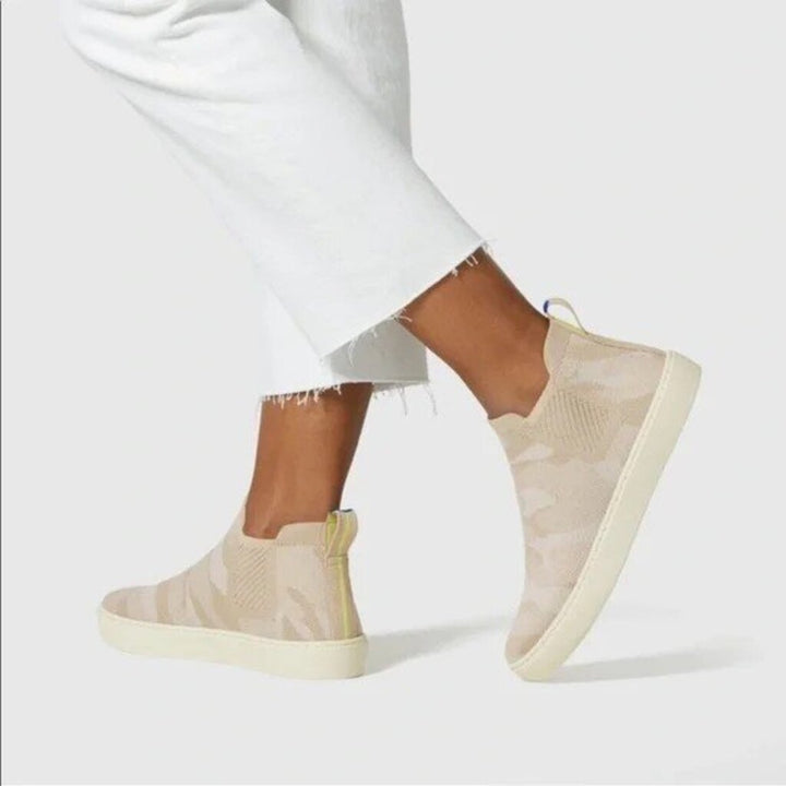 Rothy's The Chelsea Boot in Sand Camo - Size 7