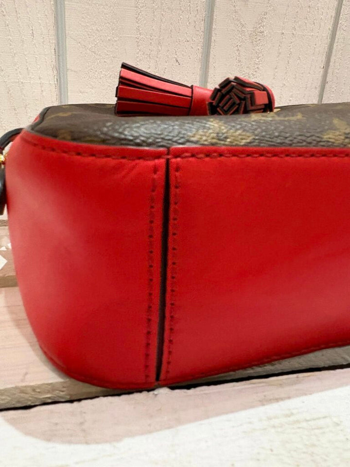 Louis Vuitton Monogram Saintonge