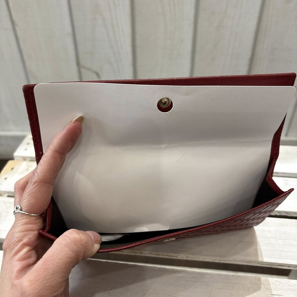 Gucci Microguccissima Pattern Leather Wallet