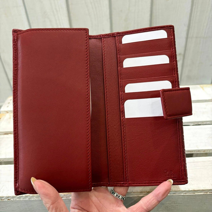 Gucci Microguccissima Pattern Leather Wallet