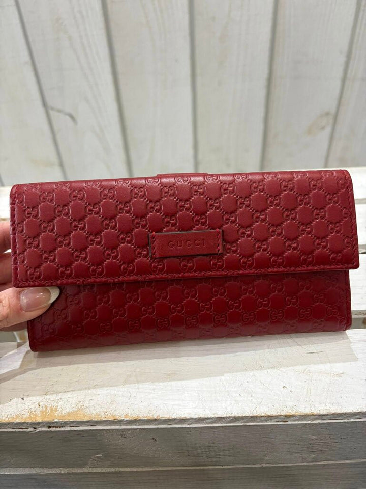 Gucci Microguccissima Pattern Leather Wallet